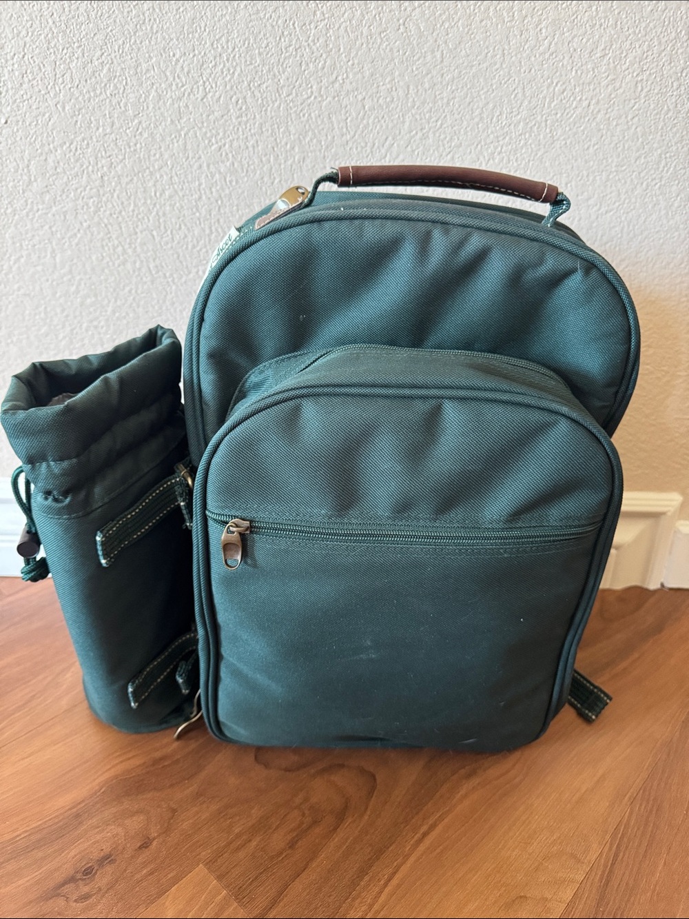 Picnic at Ascot Backpack with Bottle Holder